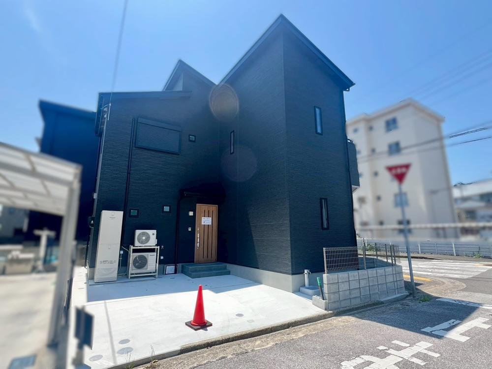 高知県高知市潮新町１ 3180万円 4LDK