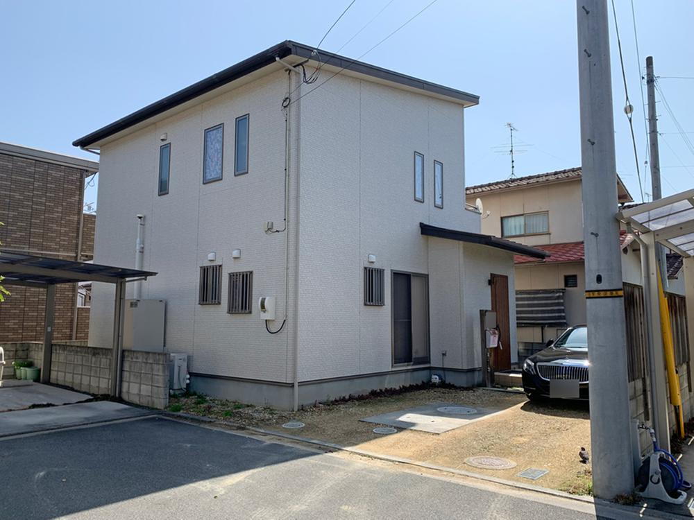 愛媛県松山市東長戸３ 2390万円 2SLDK