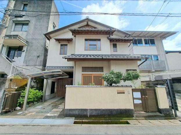 高知県高知市三園町 2100万円