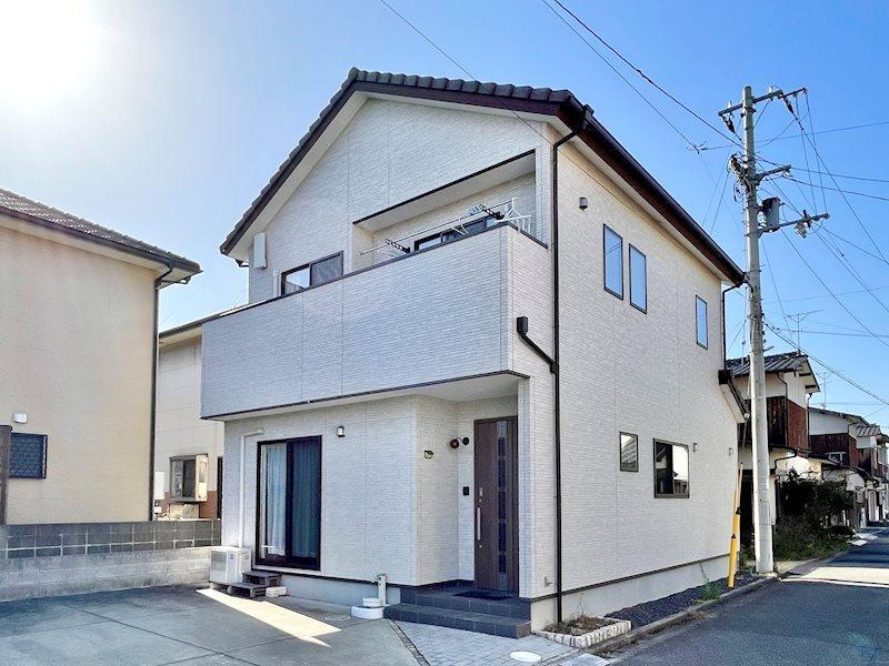 愛媛県今治市衣干町３ 2280万円