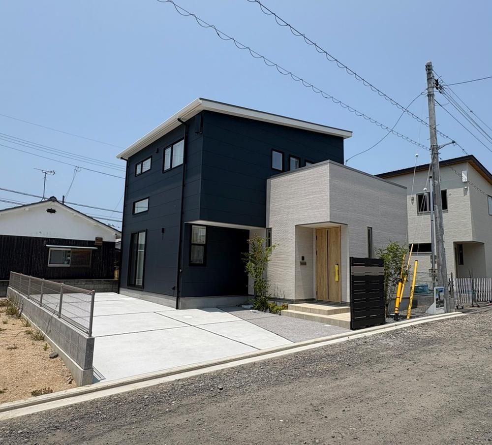 愛媛県松山市南斎院町 3840万円 3LDK