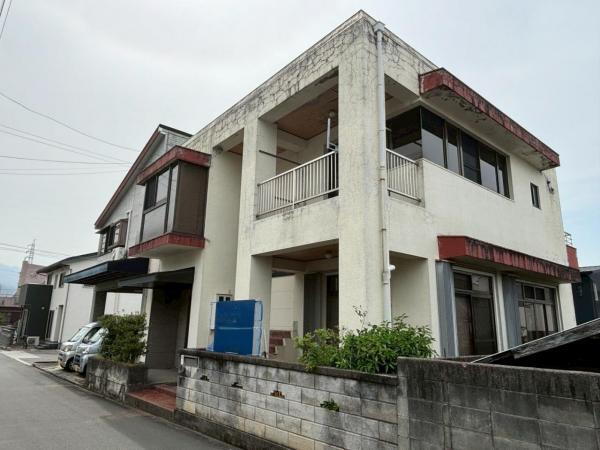 愛媛県四国中央市上柏町 800万円