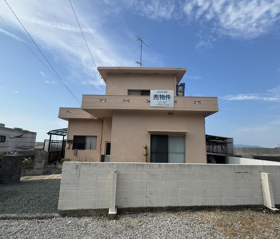 愛媛県四国中央市川之江町余木 800万円