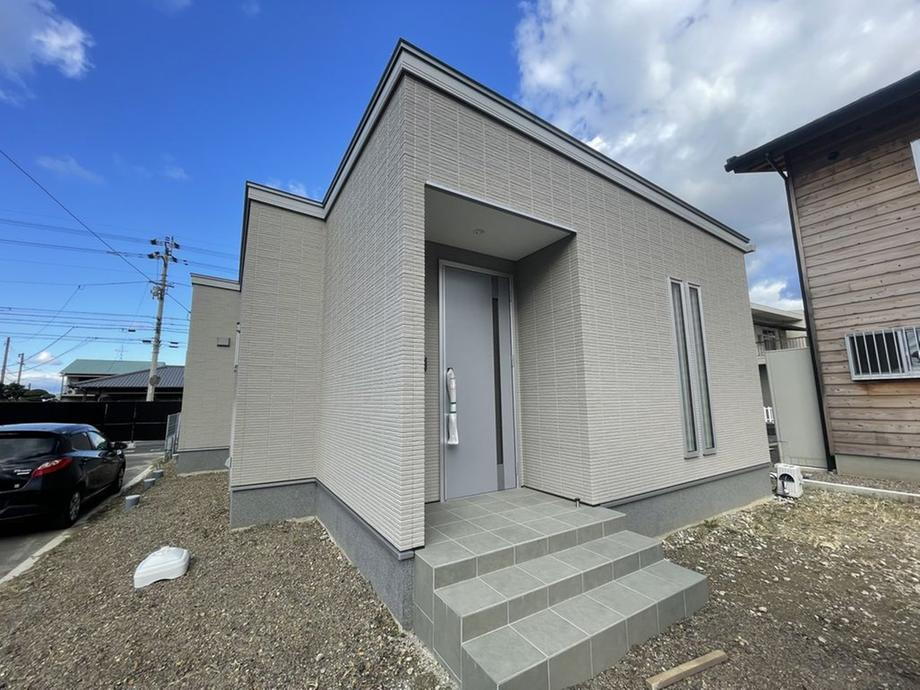 愛媛県四国中央市寒川町 2430万円
