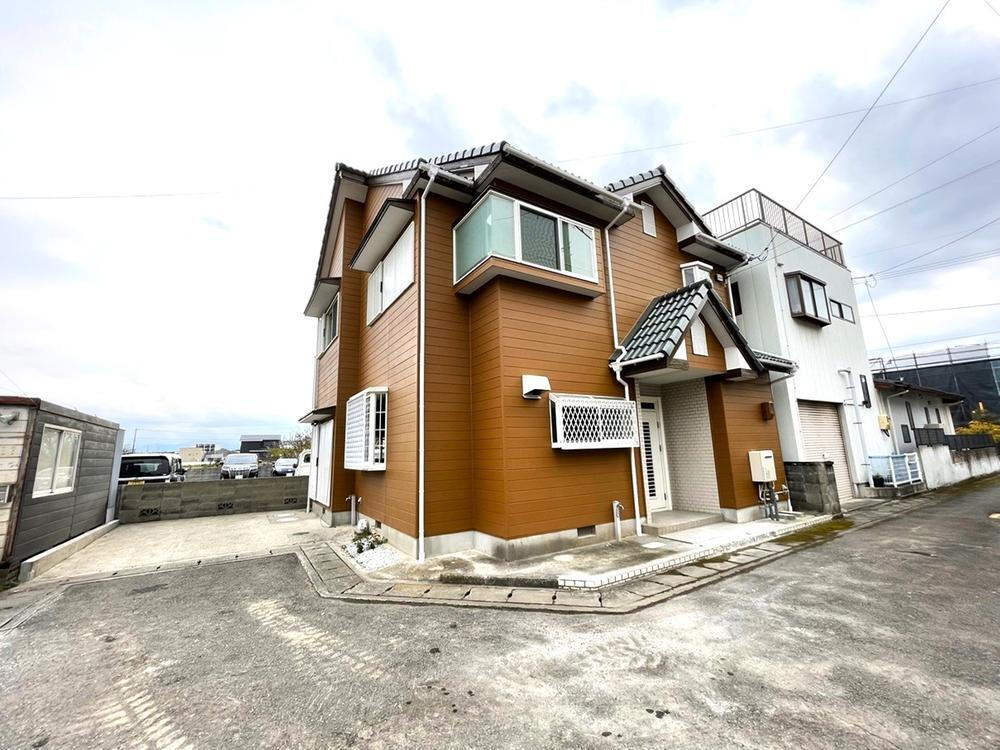 徳島県板野郡藍住町富吉字地神 1381万円