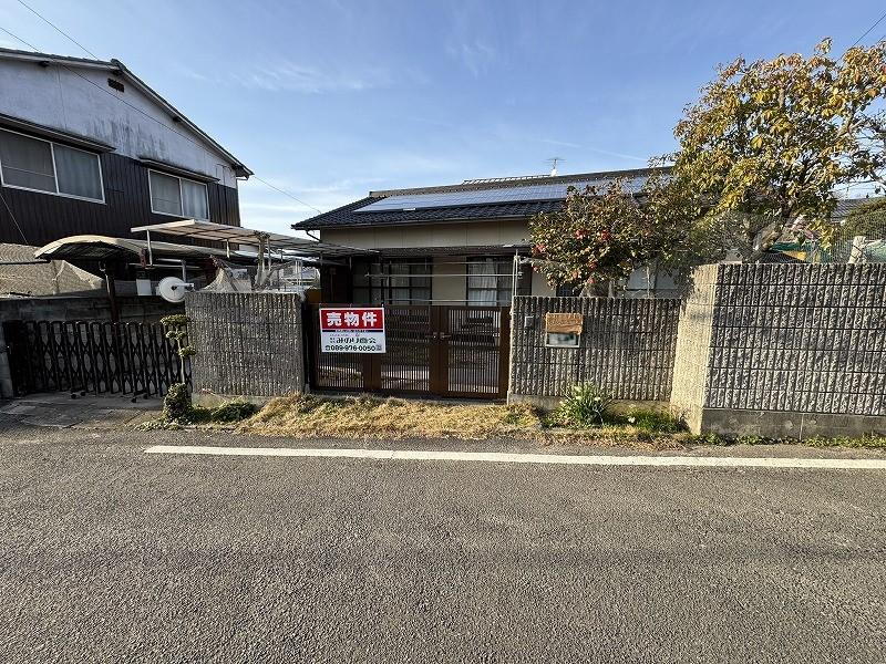 愛媛県松山市姫原２ 2880万円