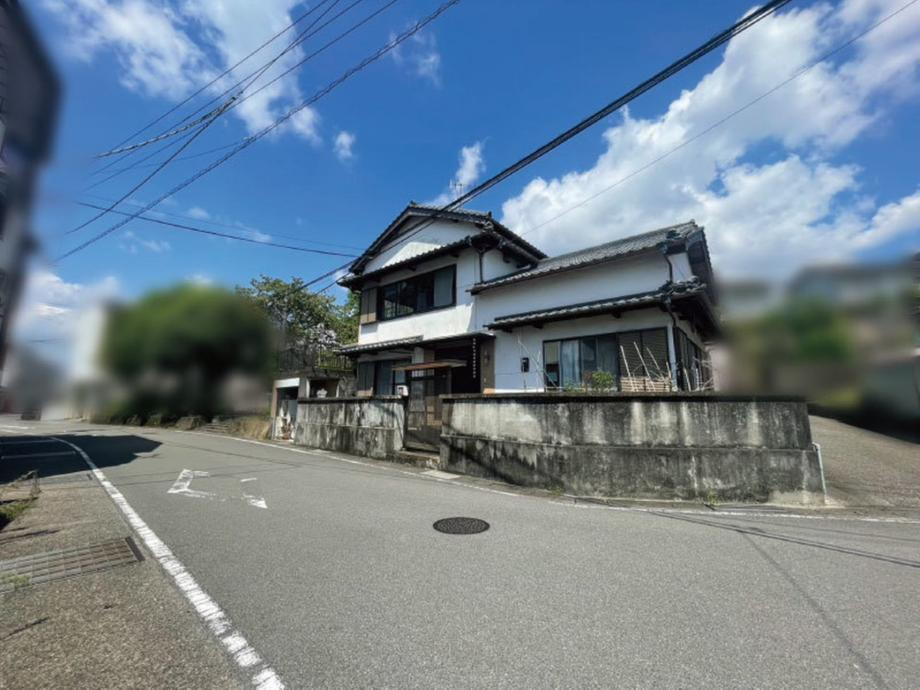 高知県高知市鴨部３ 980万円