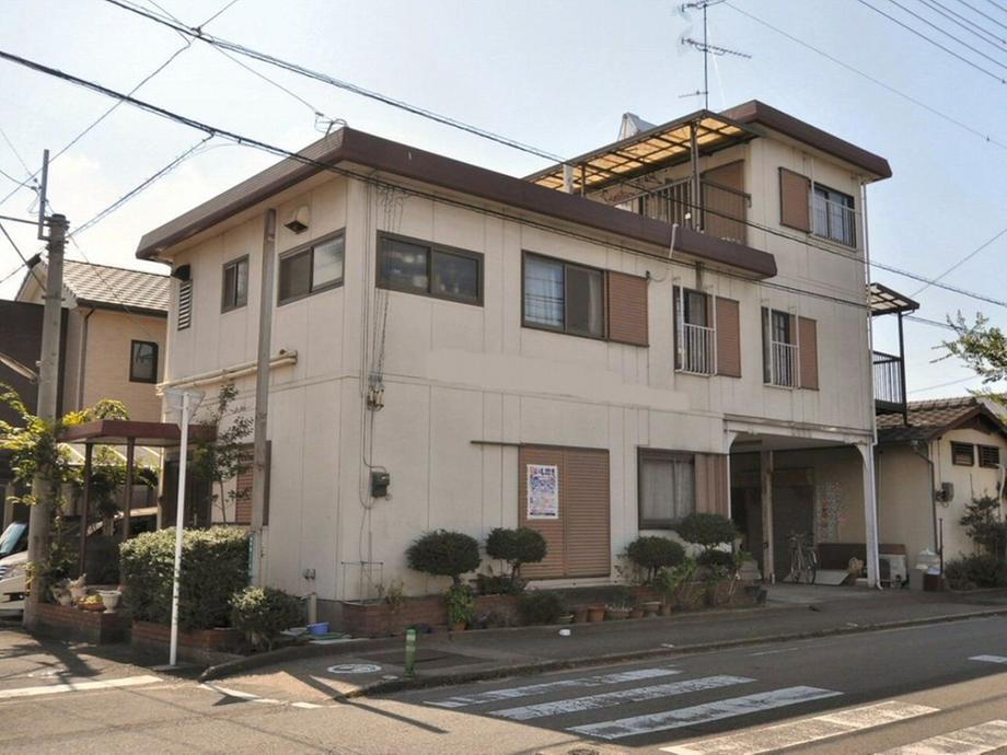 愛媛県松山市余戸西２ 1990万円 5LDK