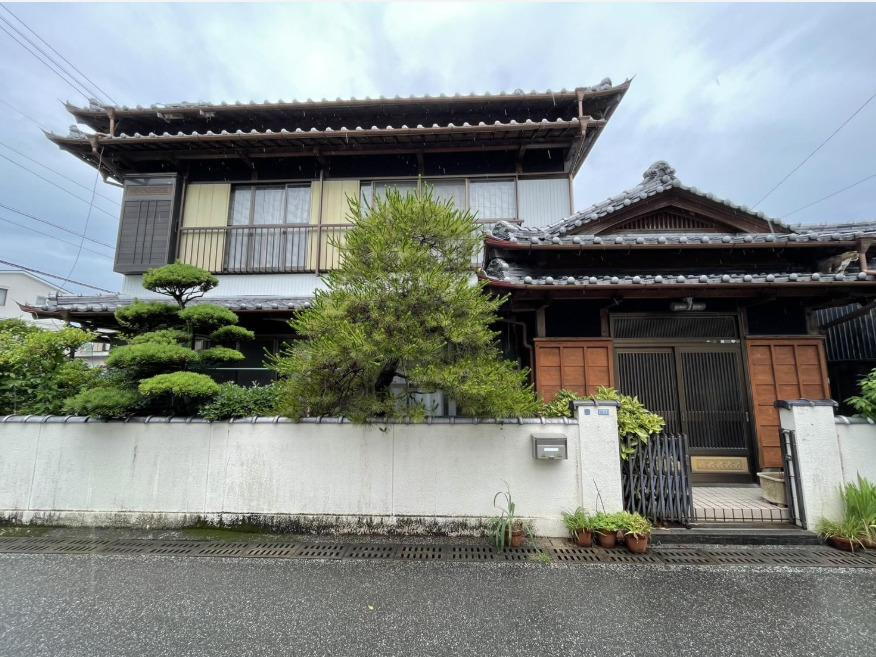 高知県高知市十津３ 880万円