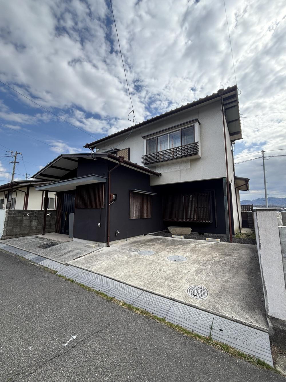 香川県高松市飯田町 780万円