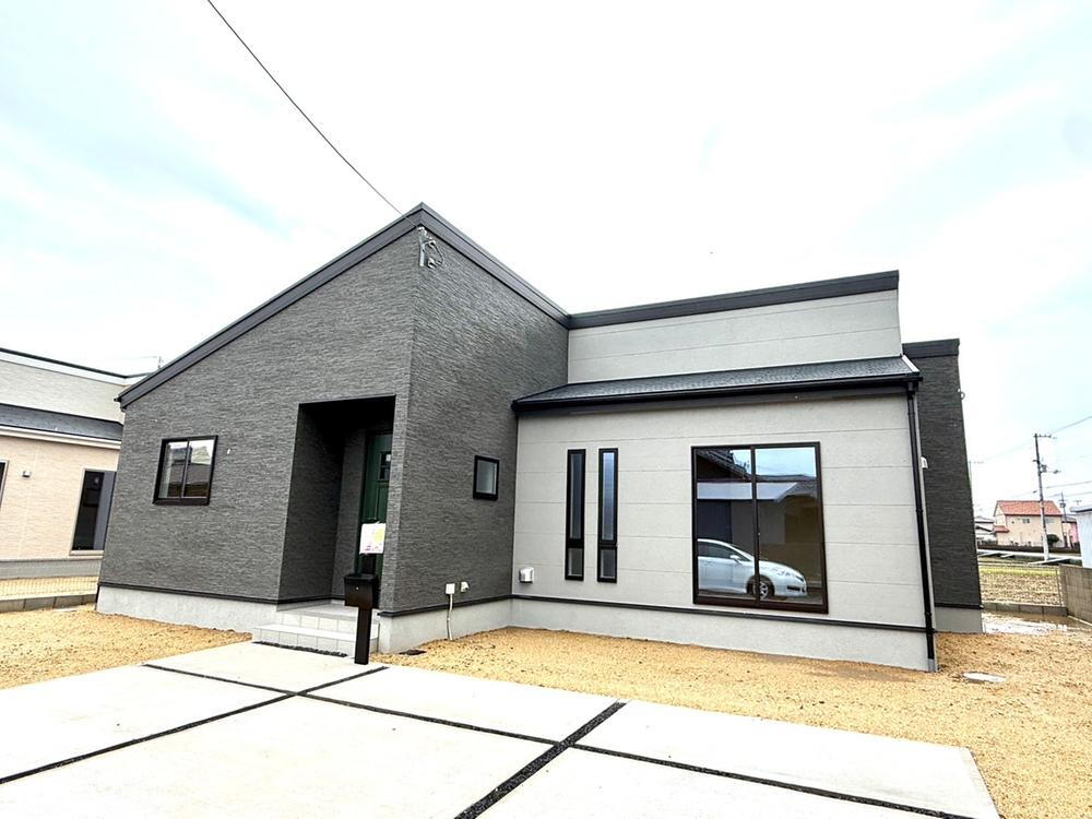 香川県仲多度郡多度津町大字道福寺 2398万円 3LDK