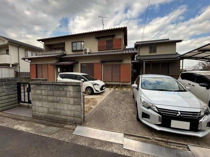 香川県高松市国分寺町新名 1480万円