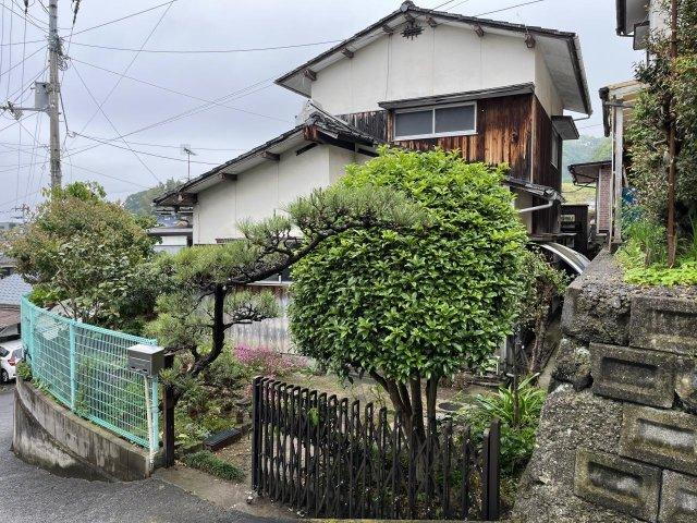 愛媛県松山市谷町 550万円