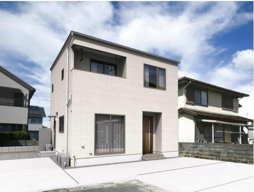 徳島県徳島市上助任町三本松 2498万円 4LDK