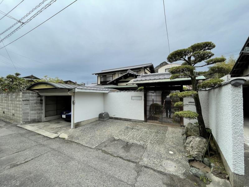 香川県高松市屋島東町 中古住宅