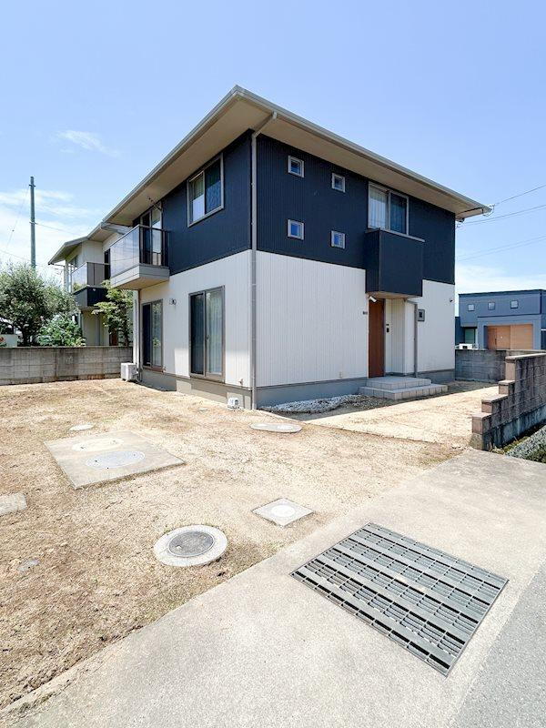 愛媛県新居浜市高田１ 2397万円
