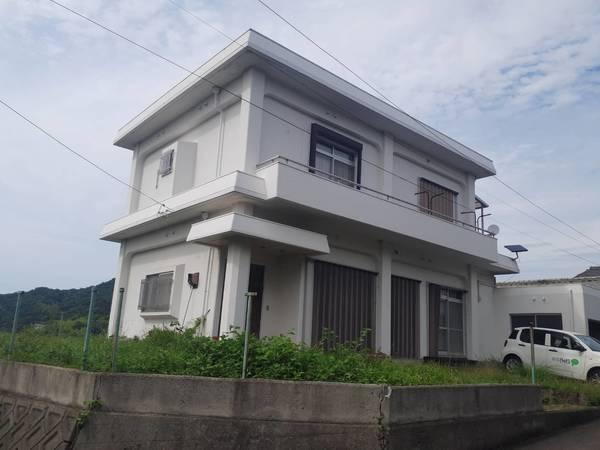 愛媛県四国中央市川之江町 300万円