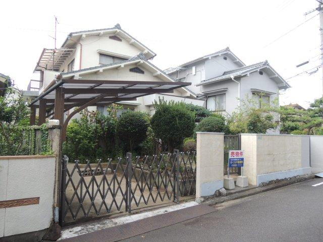 愛媛県松山市ひばりケ丘 980万円