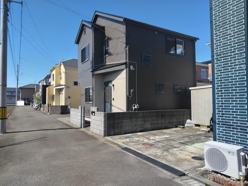 愛媛県松山市南斎院町 1680万円