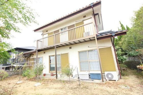 山口県宇部市東小羽山町２ 1000万円 4LDK