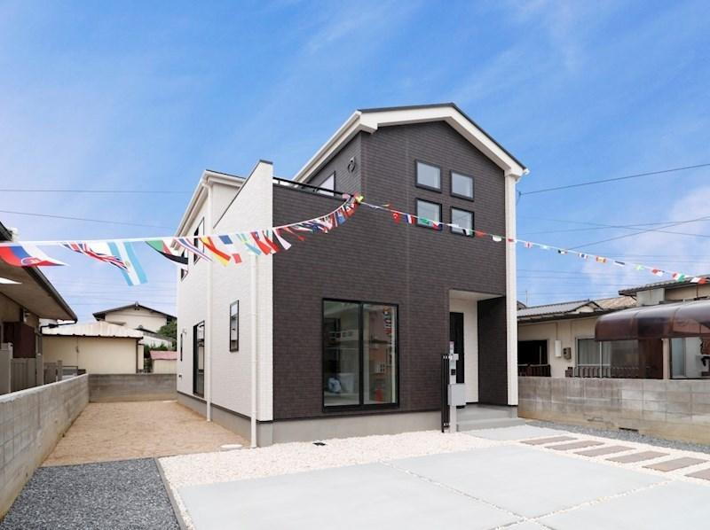 岡山県岡山市南区当新田 3340万円 4LDK