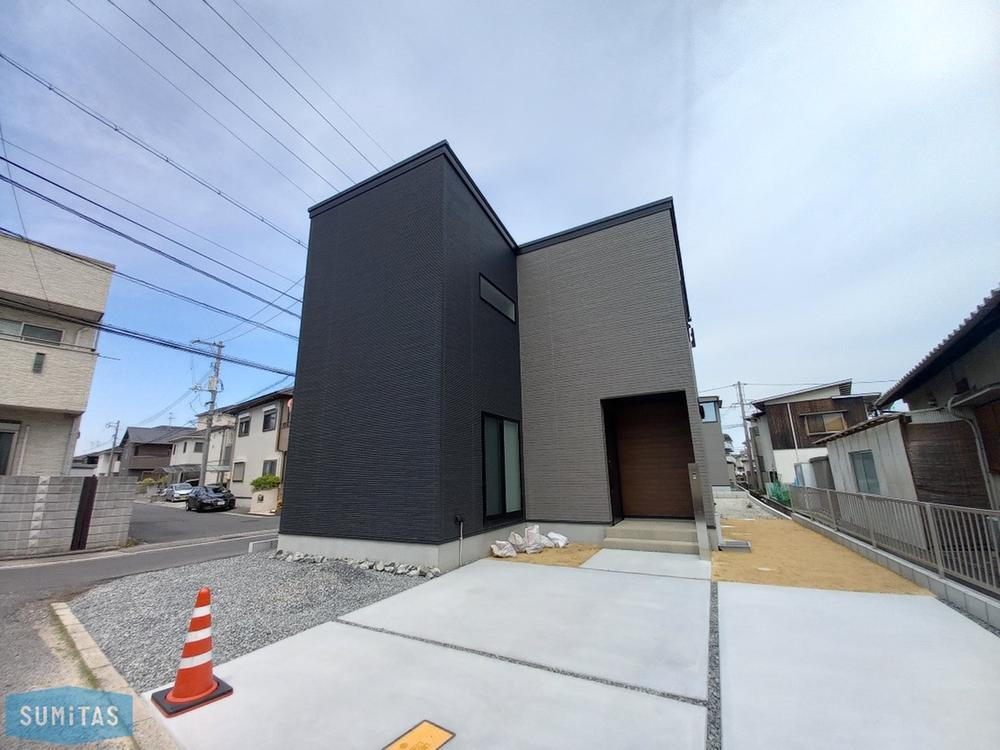 岡山県岡山市南区芳泉４ 4280万円 3LDK