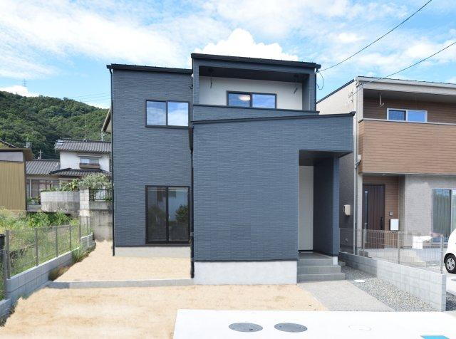 広島県尾道市栗原町 3298万円