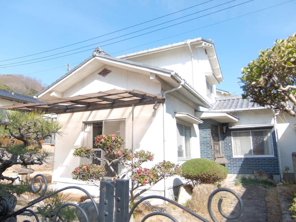 広島県呉市天応西条２ 380万円