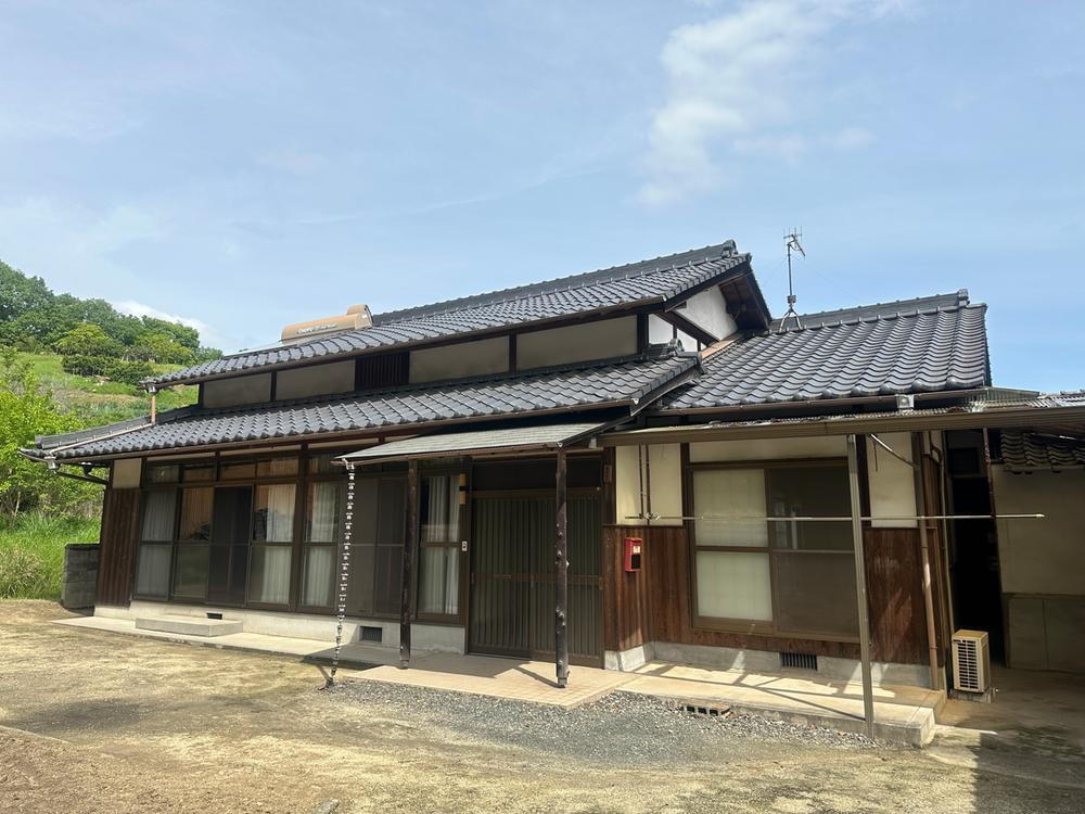 岡山県浅口市鴨方町六条院中 1200万円 4DK