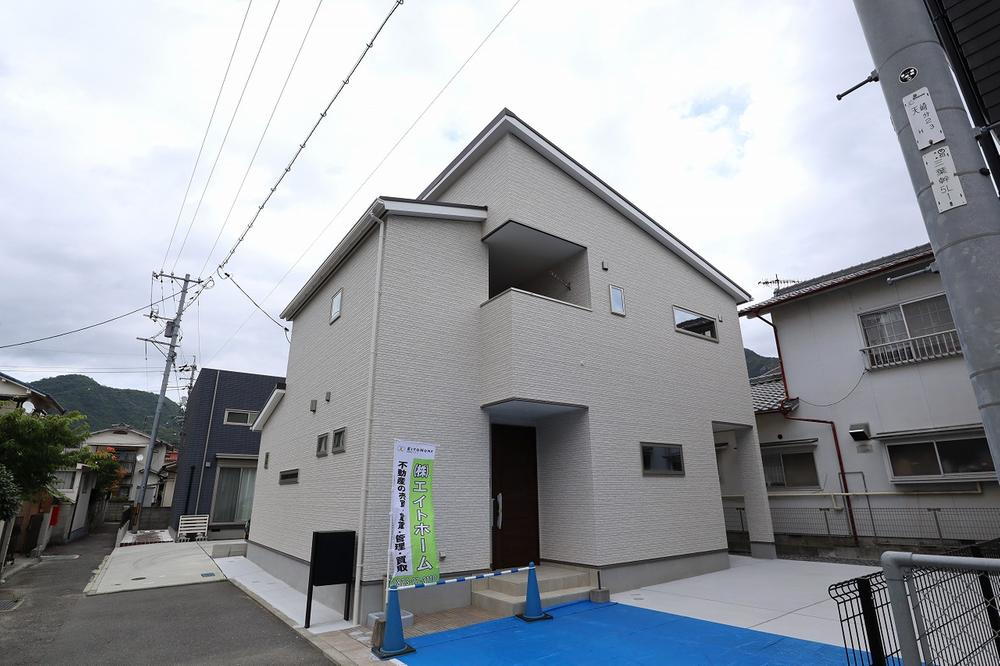 広島県呉市天応大浜１ 中古住宅