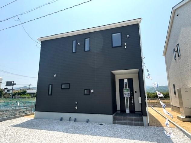 鳥取県八頭郡八頭町久能寺 2480万円 4SLDK