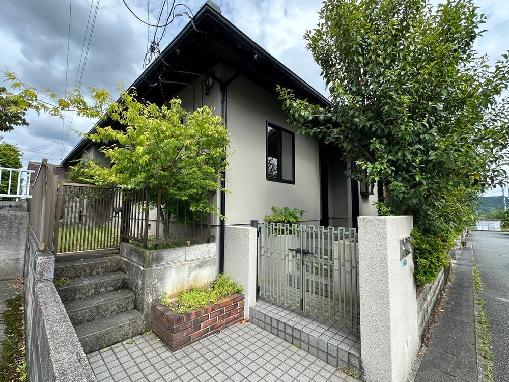 山口県山口市小郡光が丘 890万円