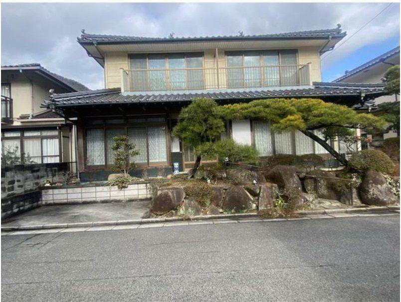 広島県三原市館町２ 2780万円 5LDK