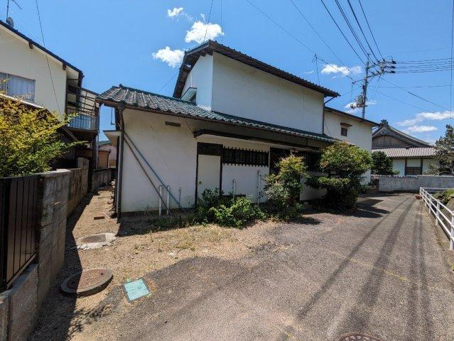 岡山県備前市西片上 390万円