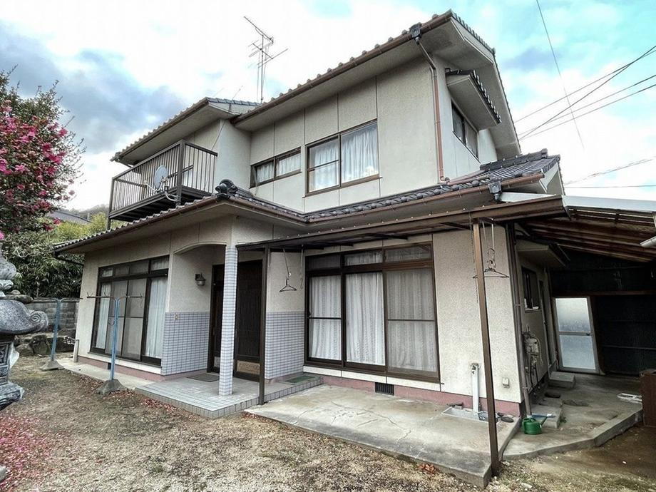 広島県尾道市栗原町 970万円