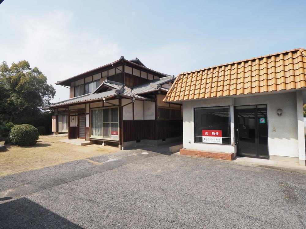 岡山県浅口市鴨方町鴨方 1580万円 6LDK