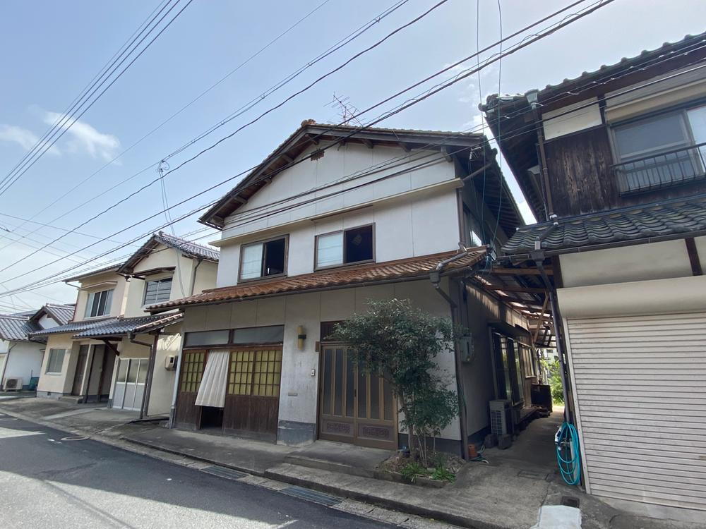 岡山県勝田郡勝央町岡 520万円