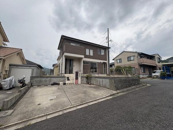 広島県広島市安佐南区伴北７ 1799万円