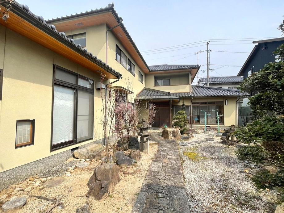 岡山県津山市安岡町 1800万円