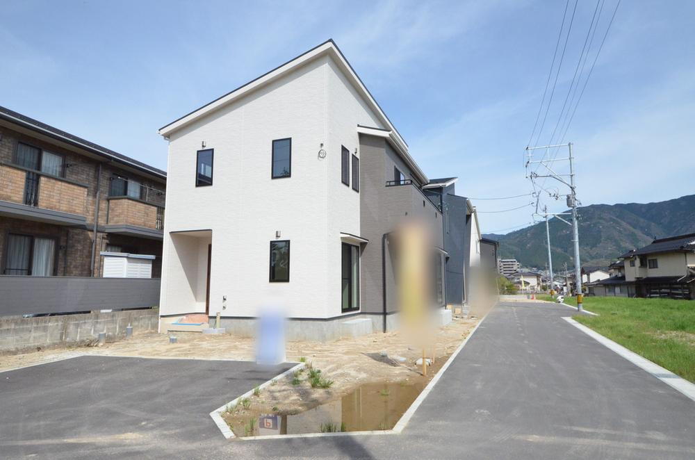 広島県広島市安佐北区亀山３ 3280万円 5LDK