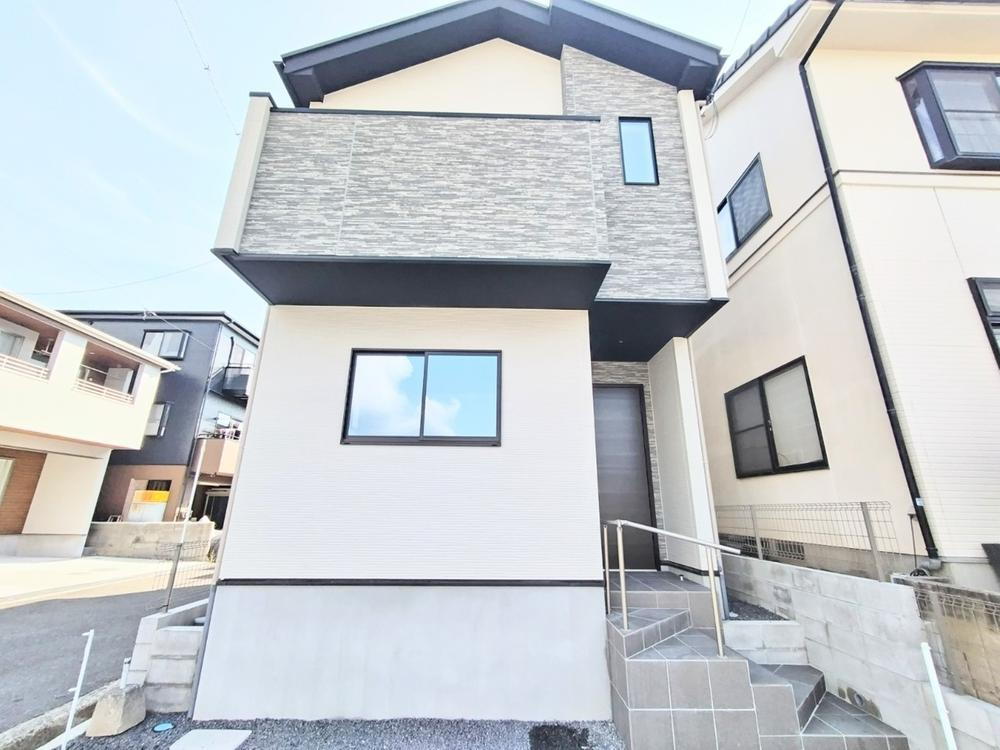 広島県廿日市市地御前北２ 2699万円 4LDK
