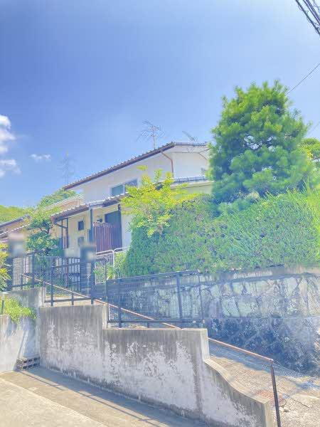 広島県広島市東区戸坂大上４ 中古住宅