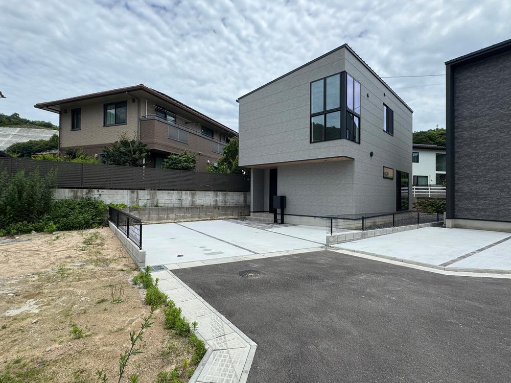 広島県安芸郡坂町小屋浦２ 3298万円 3LDK