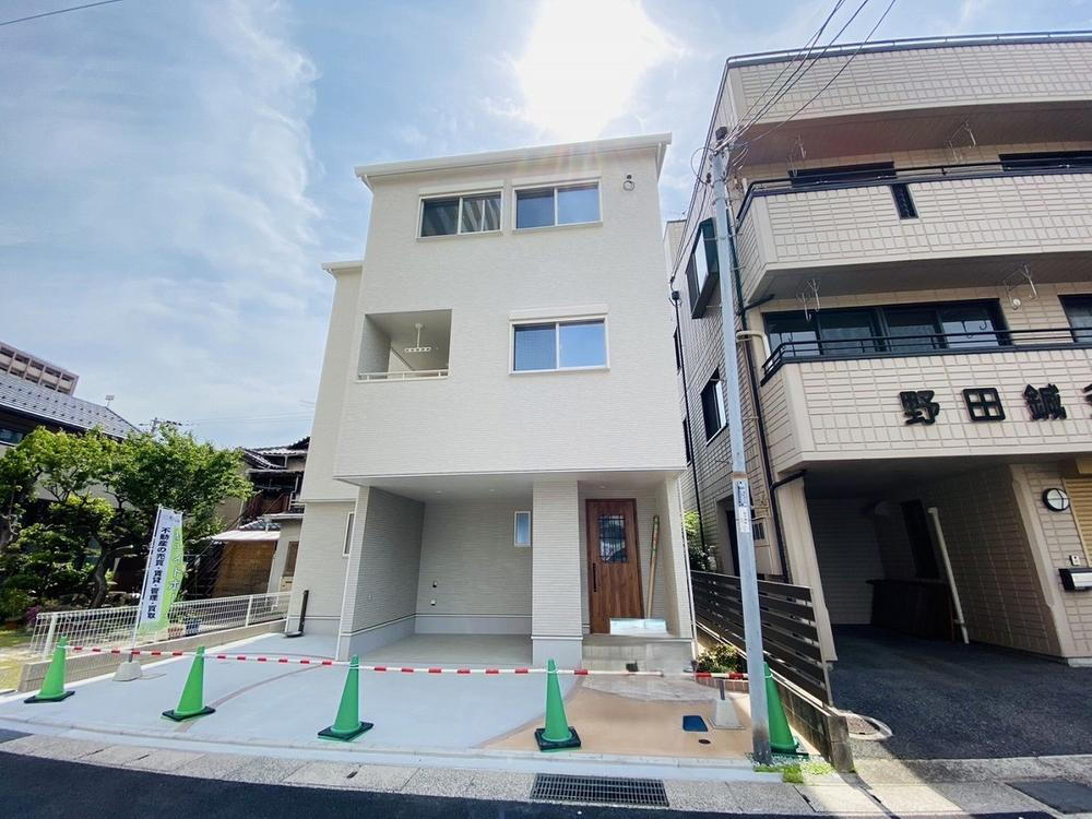 広島県呉市広本町２ 3298万円 4LDK