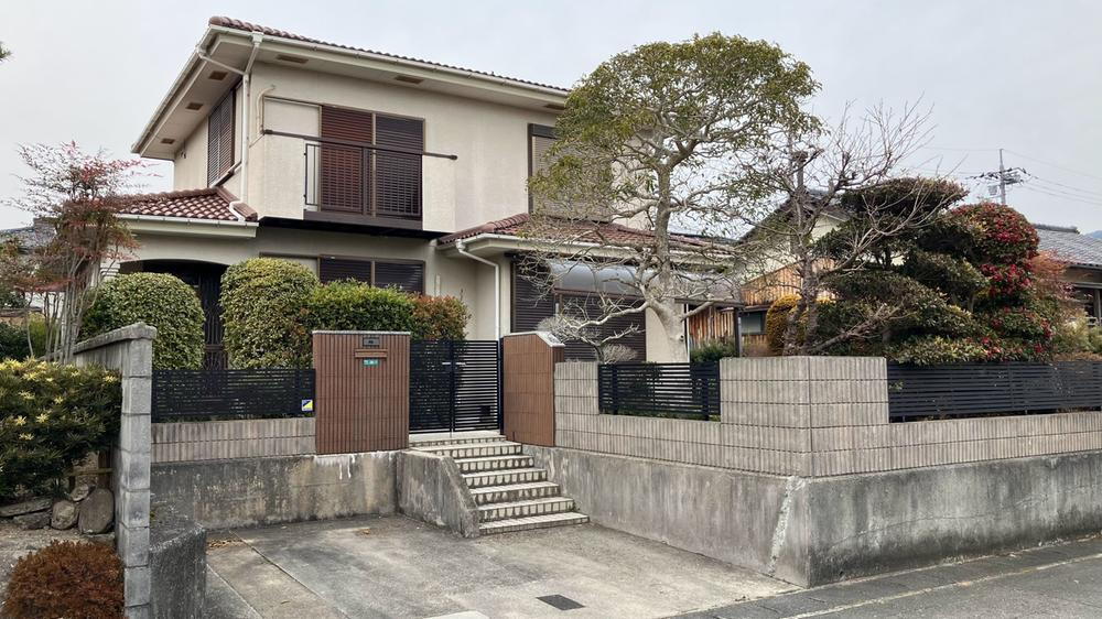 山口県山口市吉敷中東１ 中古住宅