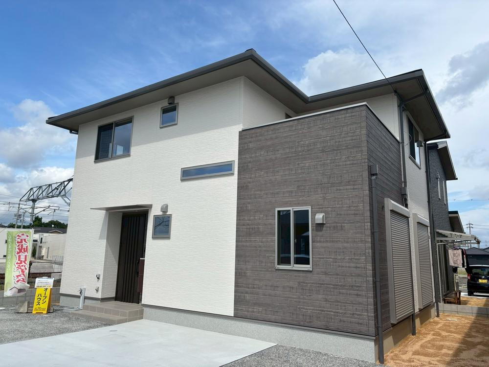 山口県山陽小野田市日の出３ 3180万円 4LDK