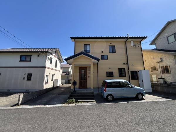 長崎県佐世保市上本山町 中古住宅