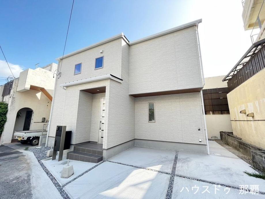 沖縄県宜野湾市真栄原１ 中古住宅