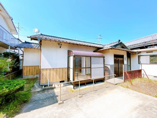 長崎県佐世保市広田２ 2899万円