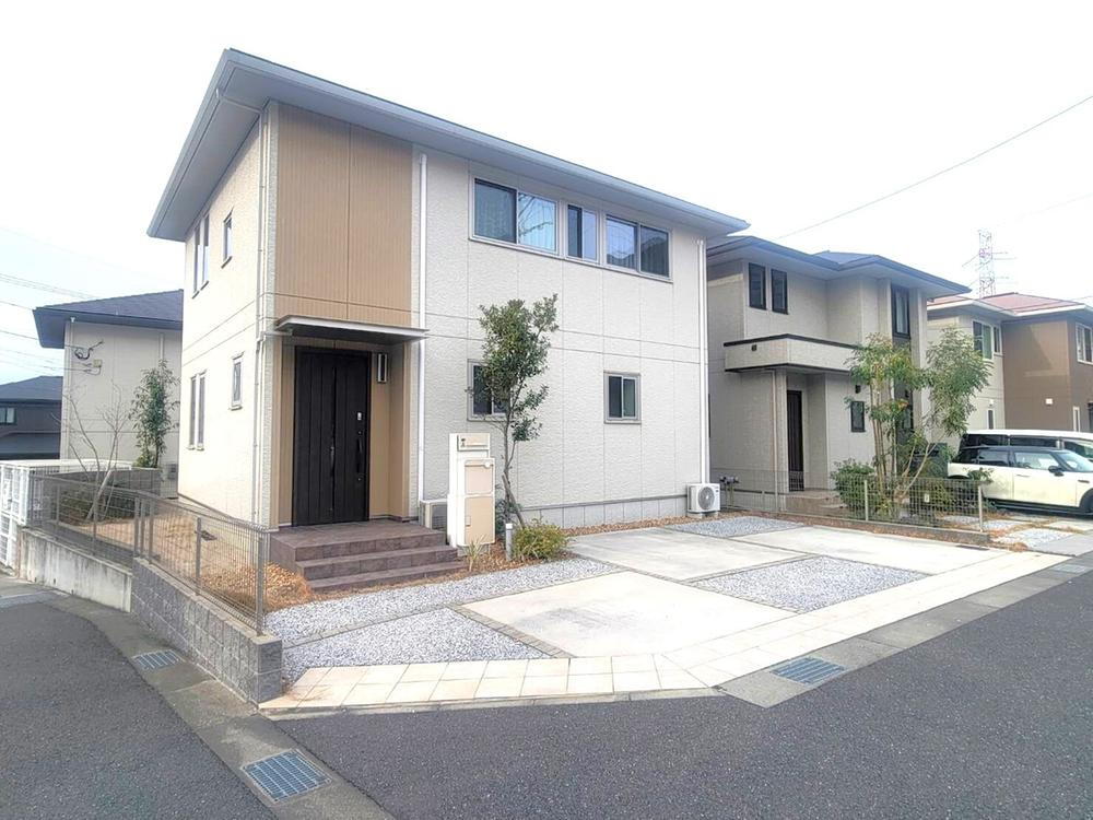福岡県北九州市小倉南区葛原本町３ 3850万円